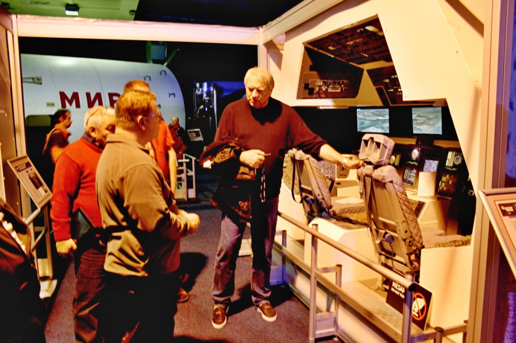 img_9787 sim raketoplanu w